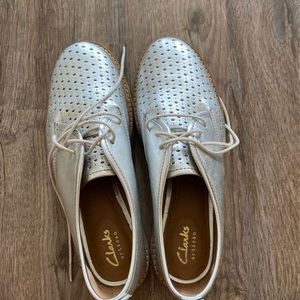 Clarks women’s silver loafers